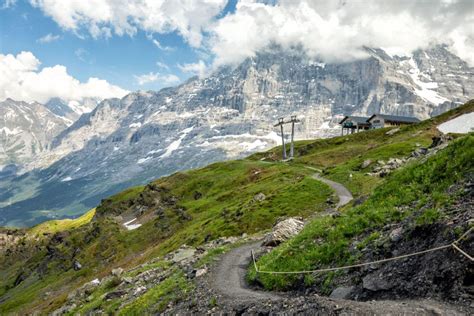 Walking from Männlichen to Kleine Scheidegg on the Panorama Trail