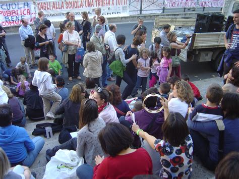 Basta Attacchi Alla Scuola Pubblica Presidio Di Protesta P Flickr