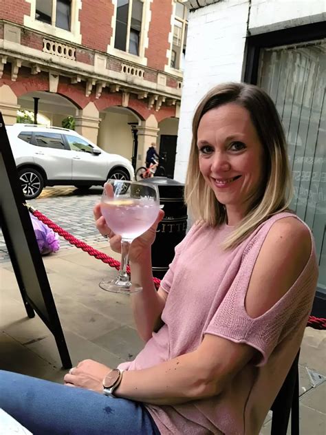 Guys Wanted To Fuck My Wife London Scrolller