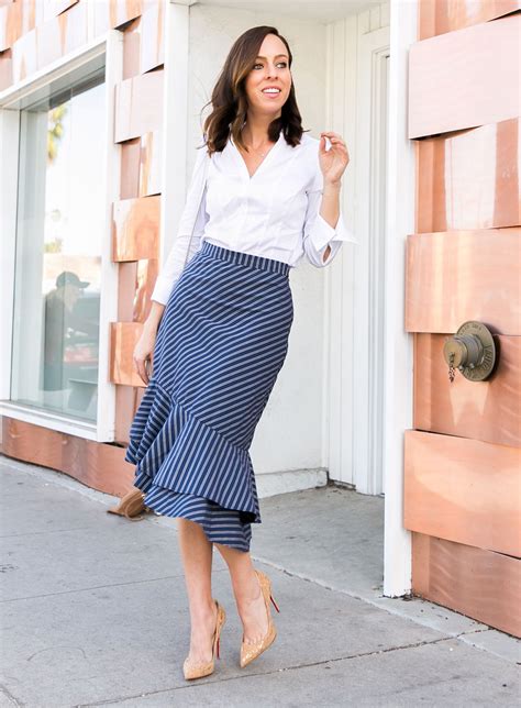 Sydne Style Styles What To Wear To Work For Spring In White Button Down