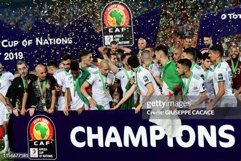 Algeria Team Photos and Premium High Res Pictures - Getty Images