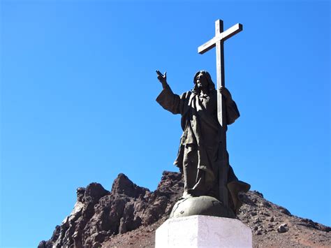 10 Of The Most Impressive Statues Of Christ From Around The World