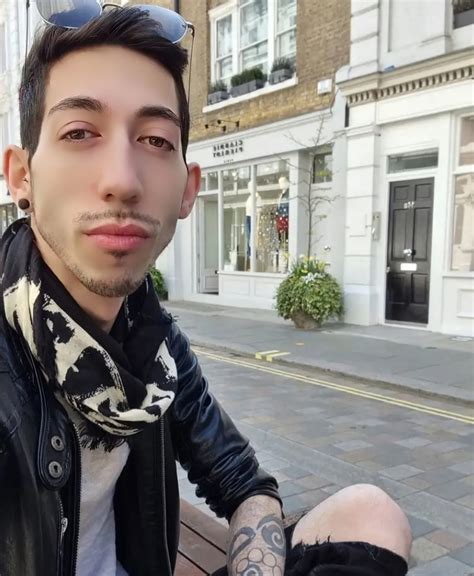 Looking For A Room My Gay Flatmate