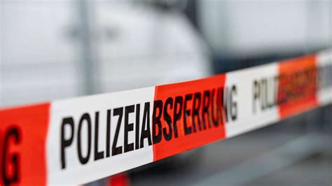 Brandanschlag Vor Caf Polizei Richtet Soko Ein Zeugen Gesucht