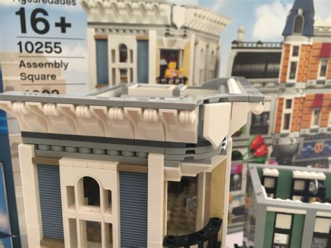 Set Review 10255 Creator Expert Assembly Square Modular Building Part 3 — Bricks For