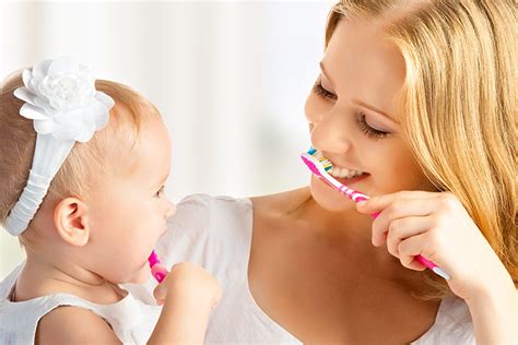 Como cuidar dos dentes do meu bebê Polimplant