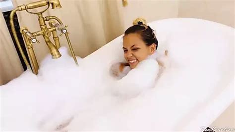 Free Bubble Bath Porn Videos Xhamster