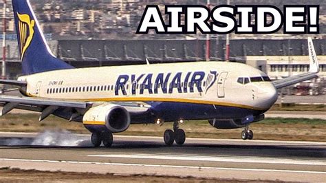 Ryanair Boeing Landing Takeoff Athens Airport Airside View