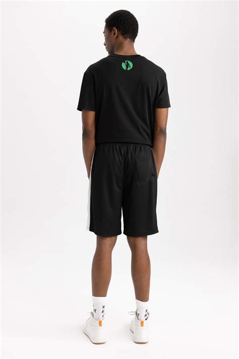 Black MAN Defacto Fit NBA Boston Celtics Licensed Oversize Fit Shorts