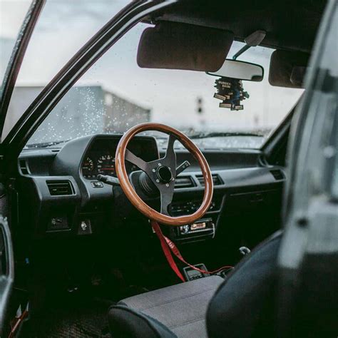 Nissan - Przypominać nie musimy, że Nissan LEAF to w 100% elektryczny