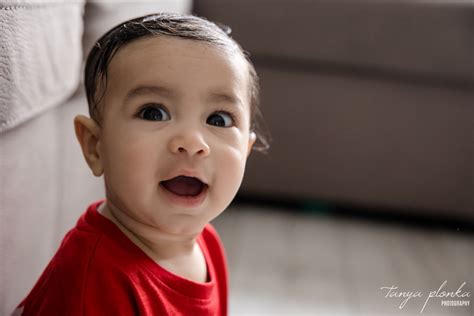 Indoor Winter Baby Photos In Lethbridge Maskeen