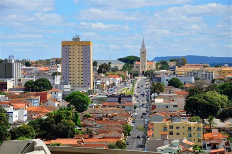 Quantos Habitantes Tem Em Araxa - Com população de 111.691, Araxá ganha de 18 mil habitantes desde o ...