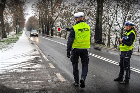 Zatrzymują prawo jazdy tylko za zgodą kierowcy Nowe postępowanie policji