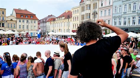 Pr Ba Bicia Rekordu Guinessa W Bydgoszczy Wideo Polskie Radio Pik