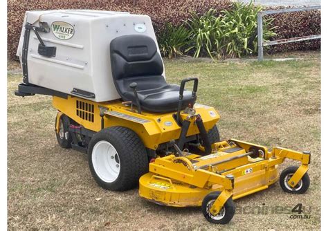 Used Walker Walker Ms Ghs Catcher Mower Front Deck Mower In