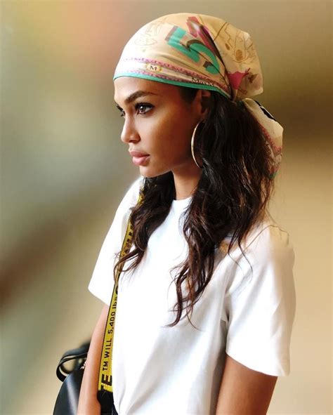 Outfits With Bandanas On Head Trendy And Stylish Looks For 2023