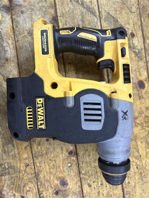 Dewalt Dch273 20v Cordless Rotary Hammer Drill Tool Only 1 Sds