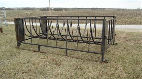 Lag Industries Cradle Style Hay Saving Feeders