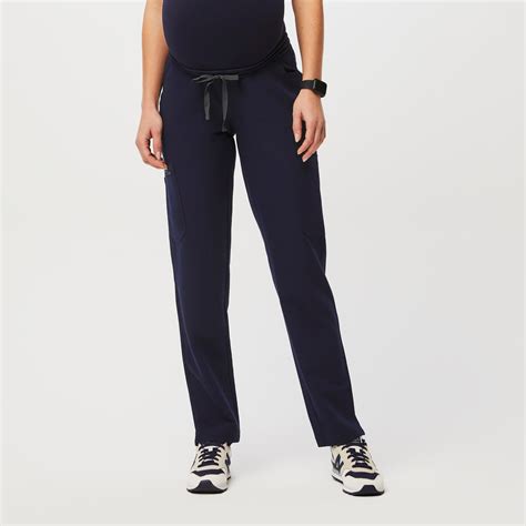 Yola™ Maternity Slim Scrub Pants · Figs