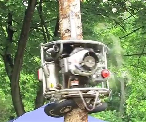 Tree-trimming Robot