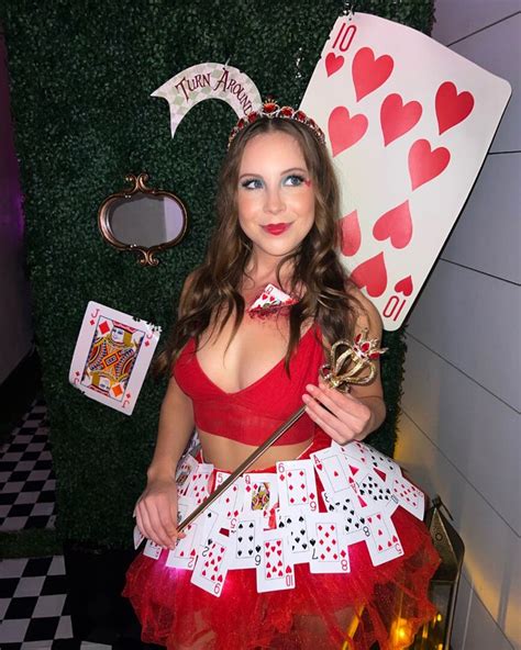 Queen of hearts costume | Queen of hearts halloween costume, Queen ...