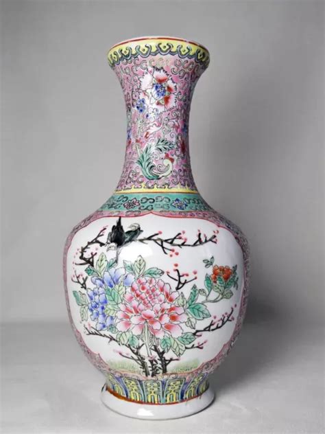 GRAND VASE BALUSTRE base percée chinois XX porcelaine émaillée famille