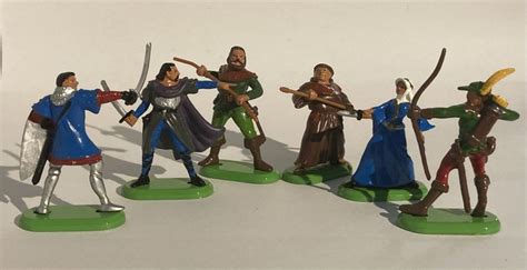 Ts002 Robin Hood Figures Consign Ts