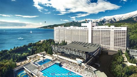 CONSULTING SERVICES FOR YALTA INTOURIST HOTEL