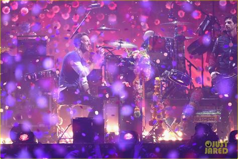 Coldplay's BRIT Awards 2016 Performance Video - WATCH NOW!: Photo ...