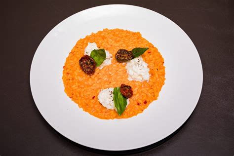 Riz La Tomate Avec Burrata Et Tomates Cerises Confites Tipicoit