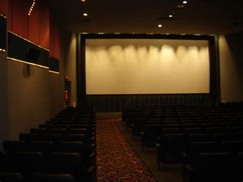 Triangle Cinemas At Six Forks In Raleigh Nc Cinema Treasures