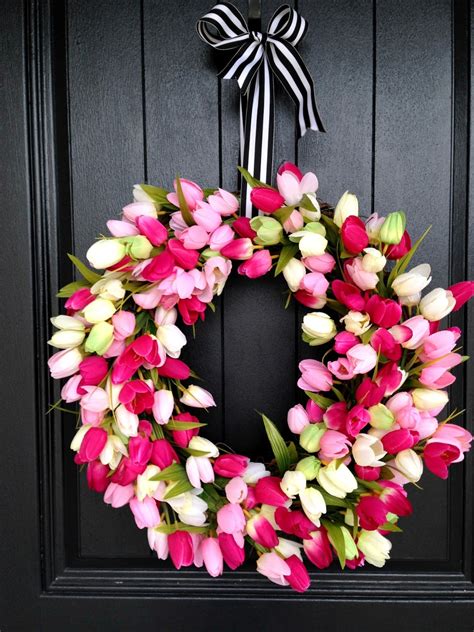 How To Make A Diy Spring Tulip Wreath Life Love Larson