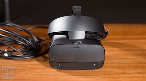 Oculus Quest 2 Vs Oculus Rift S Which Vr Headset Should You Buy