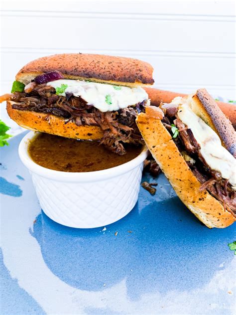 SLOW COOKER BEEF DIP SANDWICH Thecommunalfeast