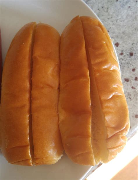 The way these hot dog buns I bought are pre-sliced... : r/mildlyinteresting