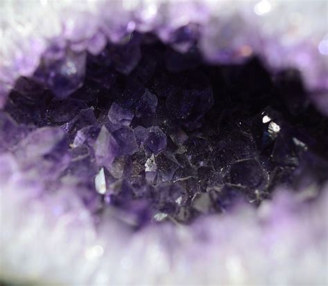 Аметистовая жеода купить в интернет магазине Серебряные линии по ...