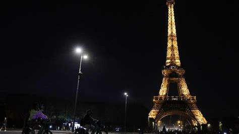 World News Paris Monuments Lights To Be Turned Off At Nights Under