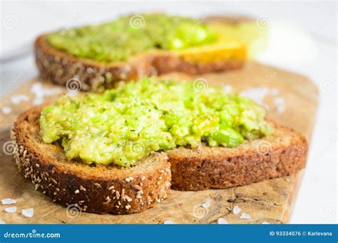 is whole wheat toast with avocado healthy Wheat toast