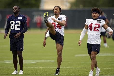 Jalen Pitre a `sponge’ since joining hometown Texans - DefenderNetwork.com