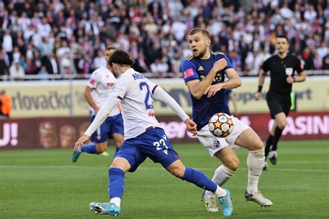 EVO GDJE GLEDATI NAJVEĆI DERBI HRVATSKOG NOGOMETA Grotlo Poljuda žarko