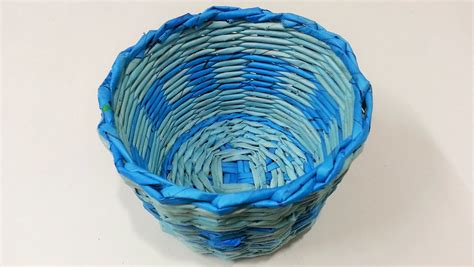 Diys Tutorials How To Weave A Newspaper Basket