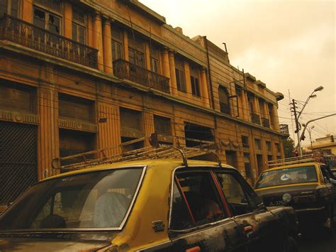 build a building: Karachi Old Buildings