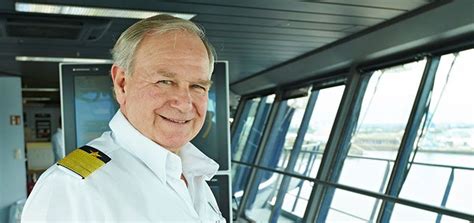 Mein Schiff Kapit N Kjell Holm Kreuzfahrtpiraten Schiff Kapit N