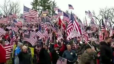 Veterans Protest College Decision To Remove Us Flag Latest News Videos