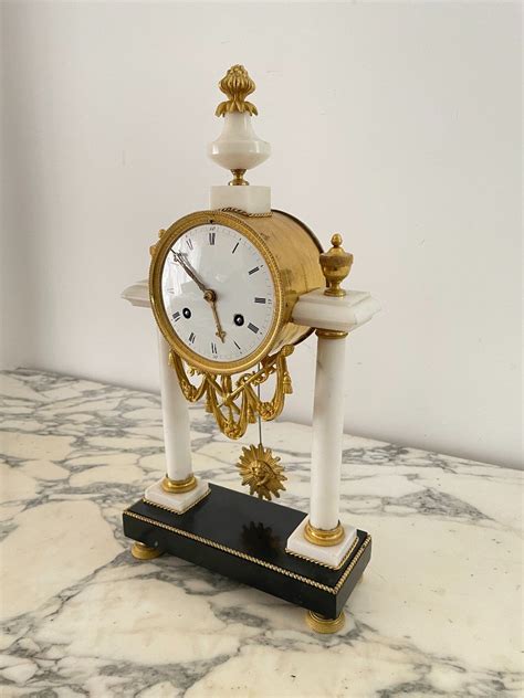 Proantic Pendule Portique Louis Xvi