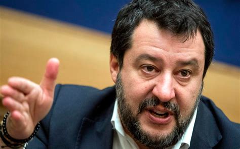 Matteo Salvini E La Polemica Sul Aprile Sparate Da Popolarit In