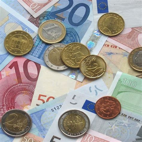 El euro la moneda europea Qué es la zona euro