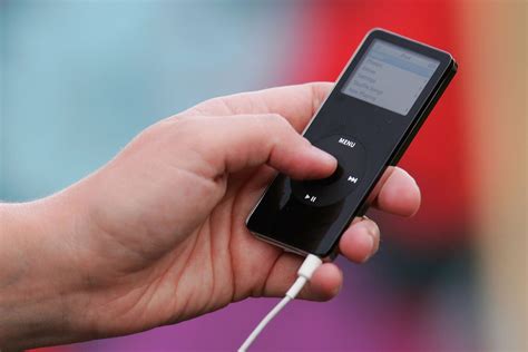 The iPod nano had a weird, amazing history - The Verge