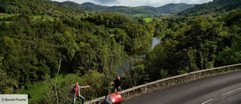 Objectif Les Volcans D Auvergne S E Nus Et Culott S T L Loisirs