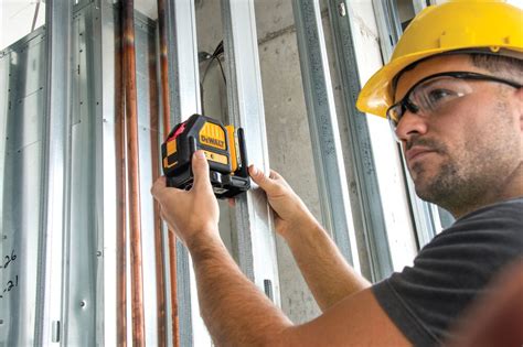 12V XR Cross Line Green Laser (1 X 2 Ah) | DEWALT